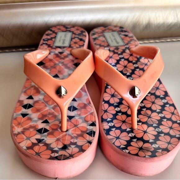 Kate Spade Wedge Heel Flip Flop Sandals Size Guava Juice Size 7B✨ - Picture 4 of 7